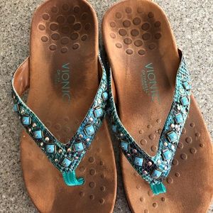 Vionic sandals 10
